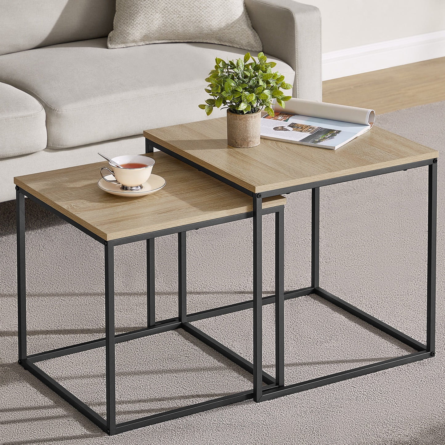 2er Set Couchtische quadratisch – moderner Wohnzimmertisch mit Metallgestell
